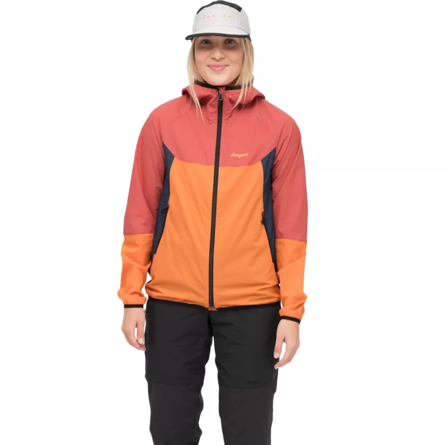 Vaagaa Windbreaker Jacket Women | Bergans Store