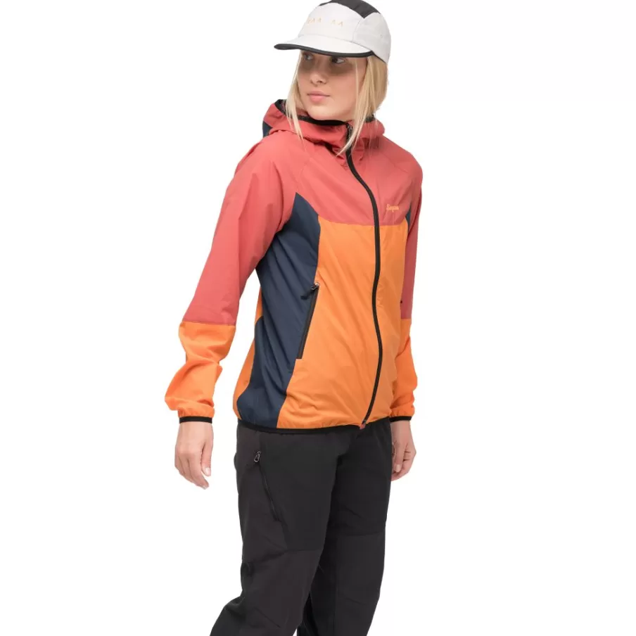 Vaagaa Windbreaker Jacket Women | Bergans Store