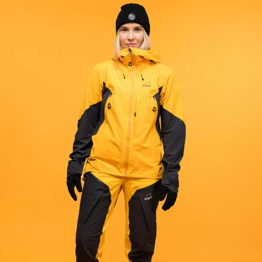 Y MountainLine Hybrid Softshell Jacket Women | Bergans Sale